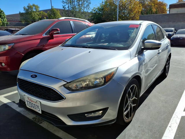 2017 Ford Focus SEL FWD photo