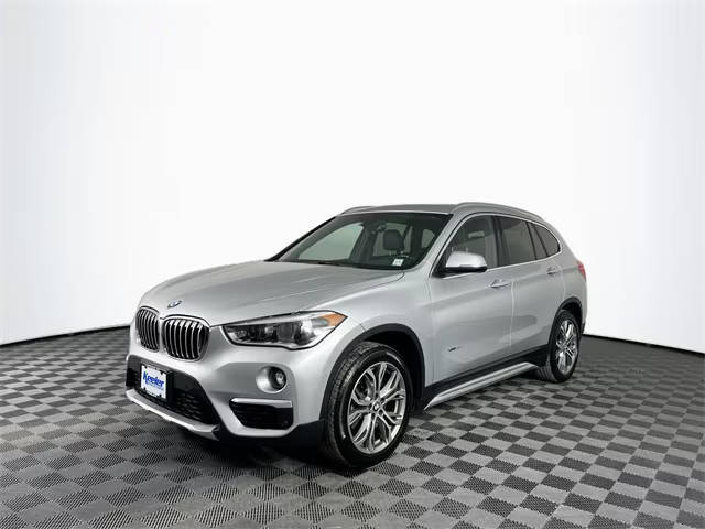 2017 BMW X1 xDrive28i AWD photo