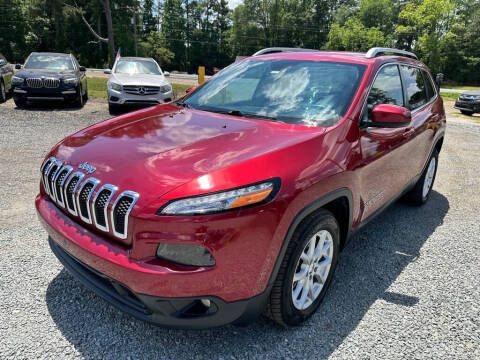 2017 Jeep Cherokee Latitude FWD photo