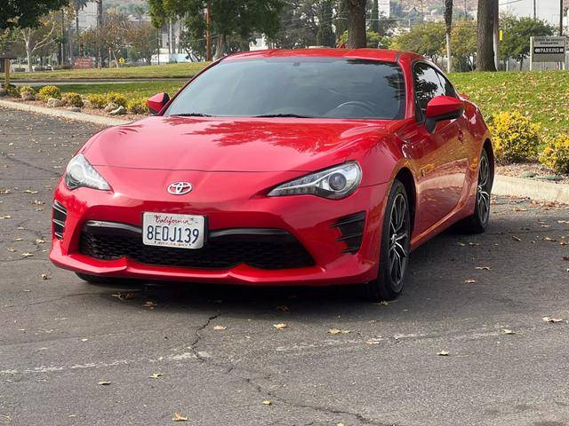 2017 Toyota 86  RWD photo