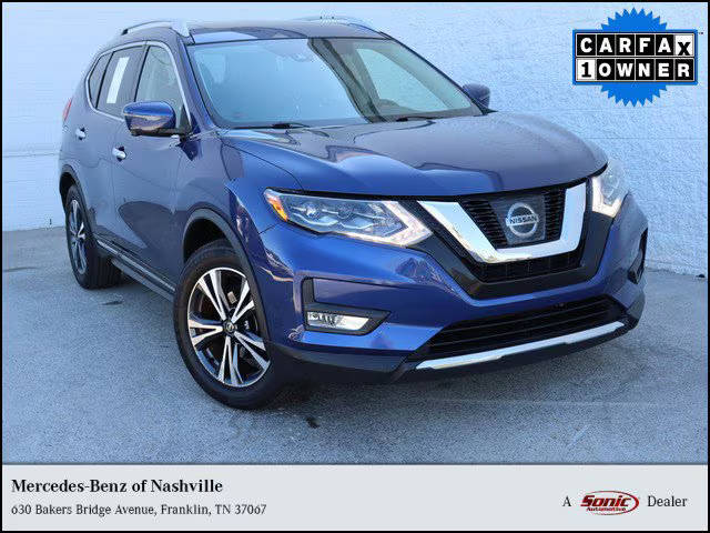 2017 Nissan Rogue SL FWD photo