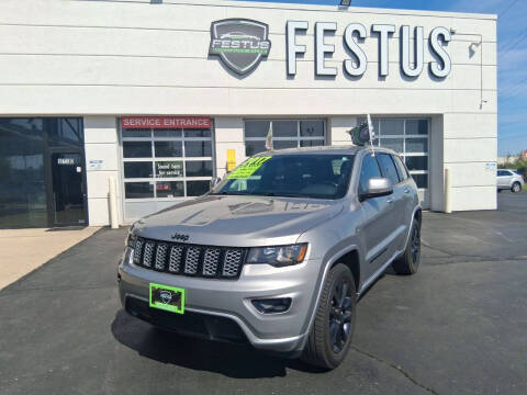 2017 Jeep Grand Cherokee Altitude 4WD photo