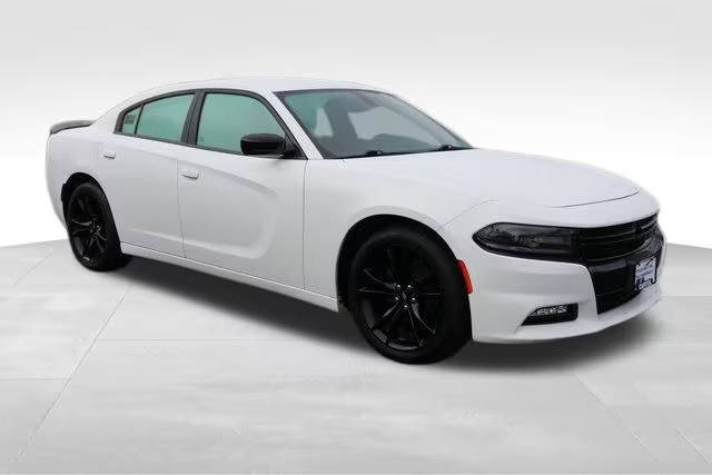 2017 Dodge Charger SXT RWD photo