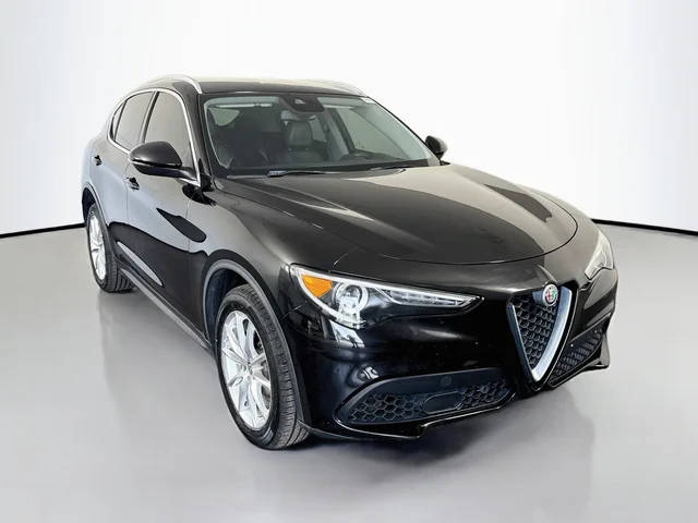 2018 Alfa Romeo Stelvio Ti AWD photo