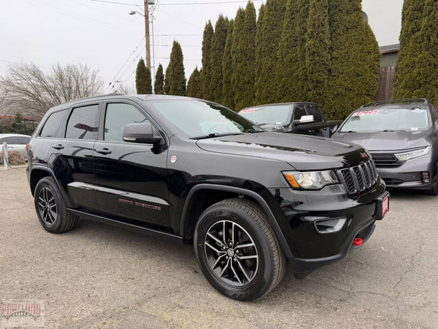 2017 Jeep Grand Cherokee Trailhawk 4WD photo