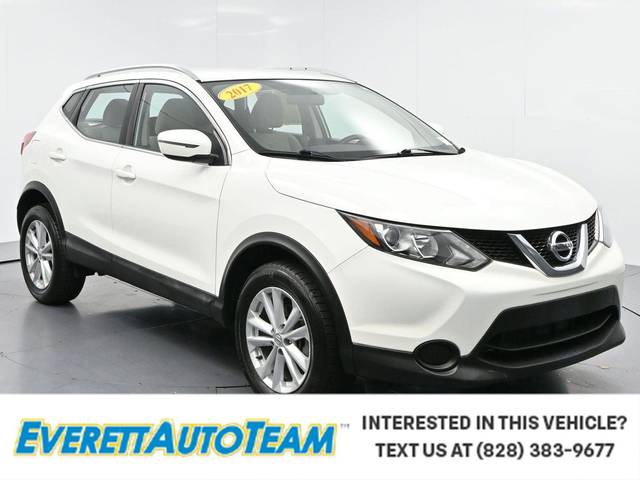 2017 Nissan Rogue Sport SV FWD photo