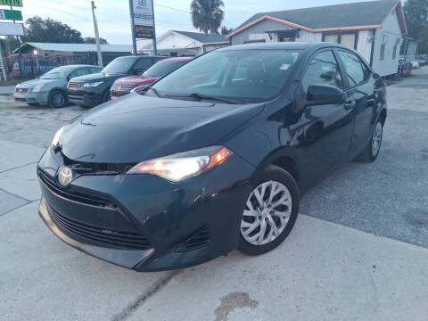 2017 Toyota Corolla LE FWD photo