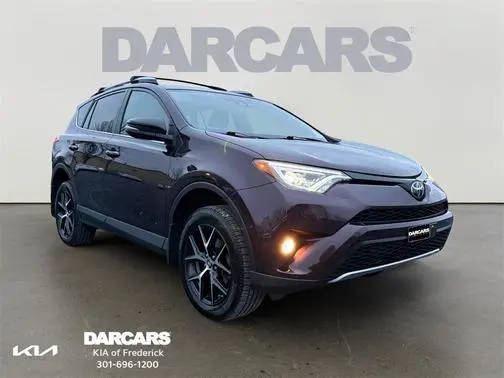2017 Toyota RAV4 SE AWD photo