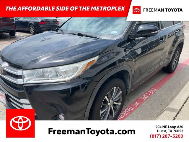 2017 Toyota Highlander XLE FWD photo