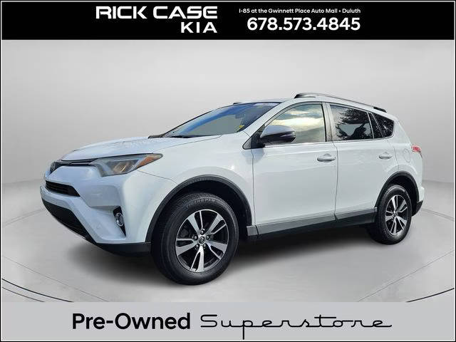 2017 Toyota RAV4 XLE FWD photo