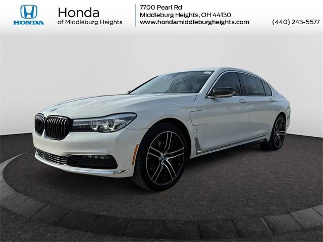 2018 BMW 7 Series 740e xDrive iPerformance AWD photo