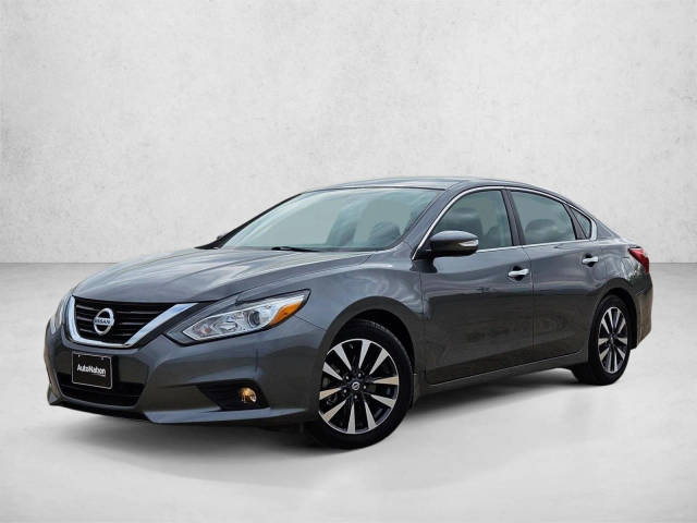 2017 Nissan Altima 2.5 SV FWD photo