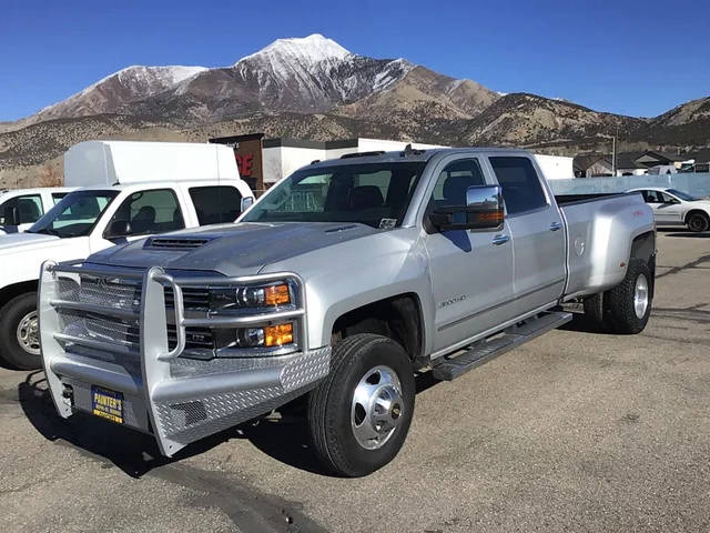 2017 Chevrolet Silverado 3500HD LTZ 4WD photo