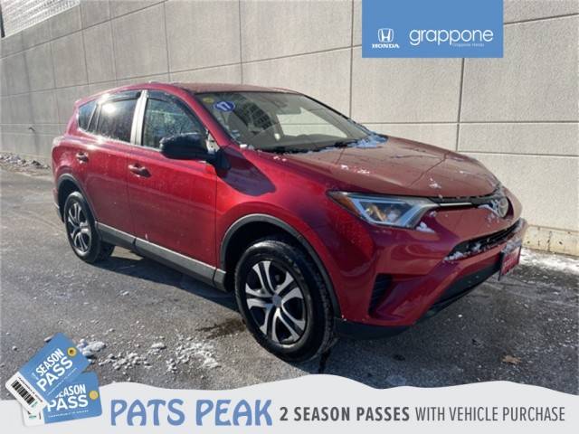 2017 Toyota RAV4 LE AWD photo