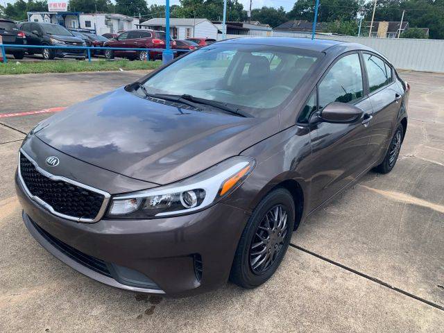 2017 Kia Forte LX FWD photo