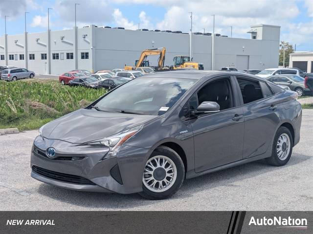 2017 Toyota Prius Four FWD photo