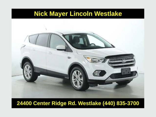 2017 Ford Escape SE FWD photo