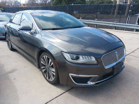 2017 Lincoln MKZ Reserve FWD photo