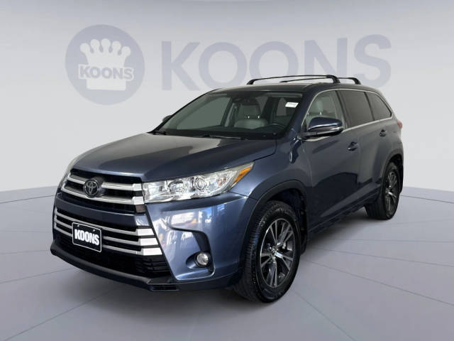 2017 Toyota Highlander LE Plus AWD photo