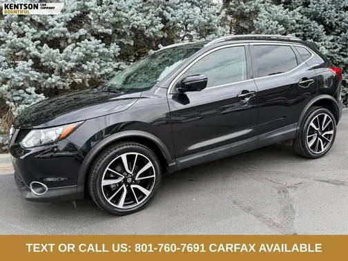 2017 Nissan Rogue Sport SL AWD photo