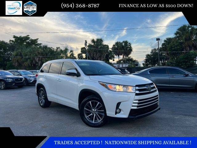 2017 Toyota Highlander XLE FWD photo