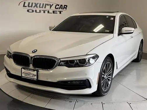 2017 BMW 5 Series 530i xDrive AWD photo