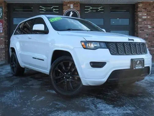 2017 Jeep Grand Cherokee Altitude 4WD photo