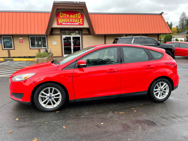 2016 Ford Focus SE FWD photo