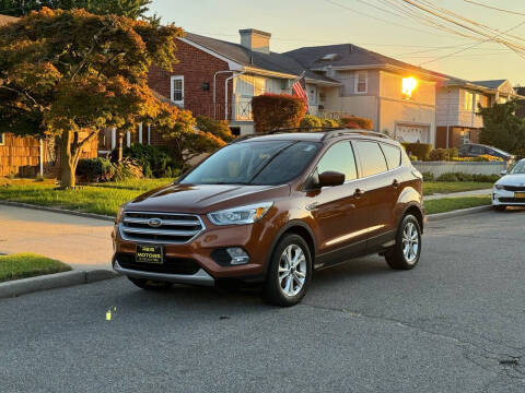 2017 Ford Escape SE FWD photo