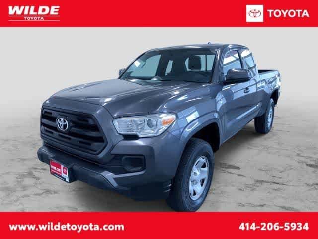 2017 Toyota Tacoma SR 4WD photo