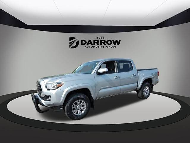 2017 Toyota Tacoma SR5 4WD photo