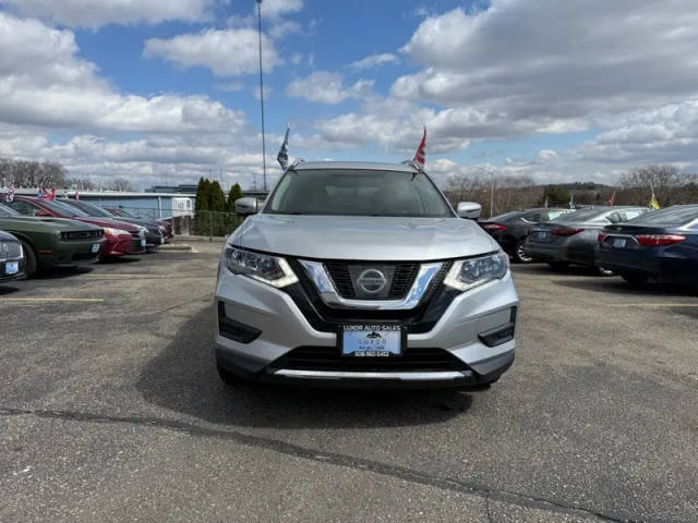 2017 Nissan Rogue SV AWD photo