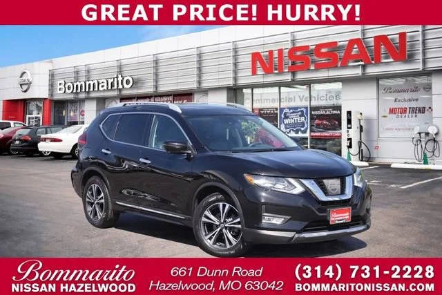 2017 Nissan Rogue SL FWD photo