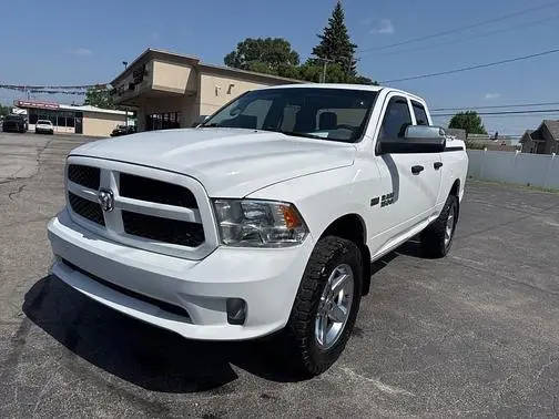 2017 Ram 1500 Express 4WD photo