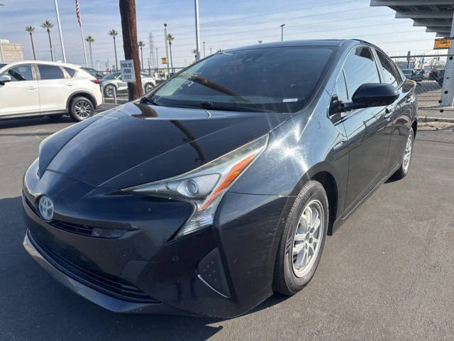 2017 Toyota Prius Three FWD photo