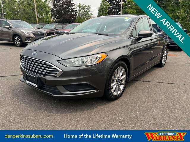 2017 Ford Fusion SE FWD photo