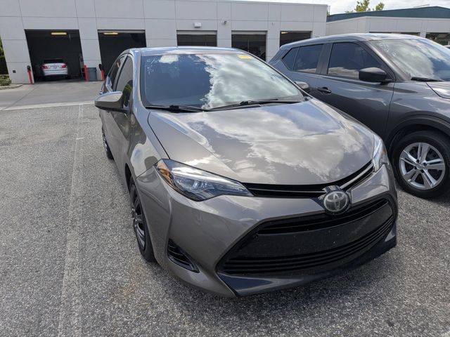 2017 Toyota Corolla LE FWD photo