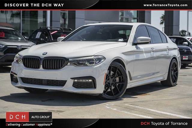 2017 BMW 5 Series 540i RWD photo