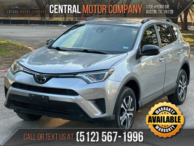 2017 Toyota RAV4 LE FWD photo