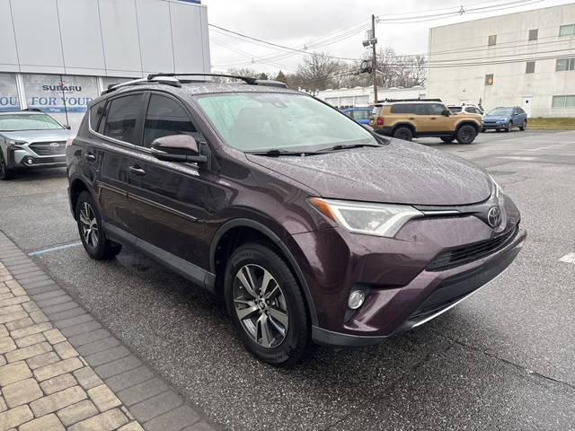 2017 Toyota RAV4 XLE AWD photo