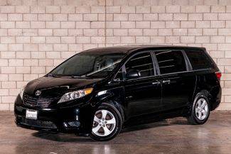 2017 Toyota Sienna L FWD photo