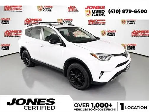 2017 Toyota RAV4 SE AWD photo