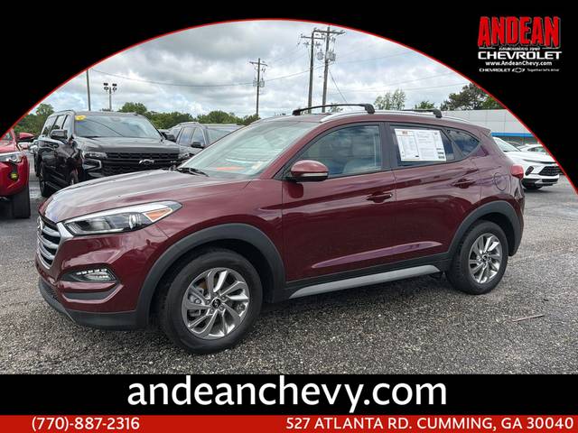 2017 Hyundai Tucson SE Plus FWD photo