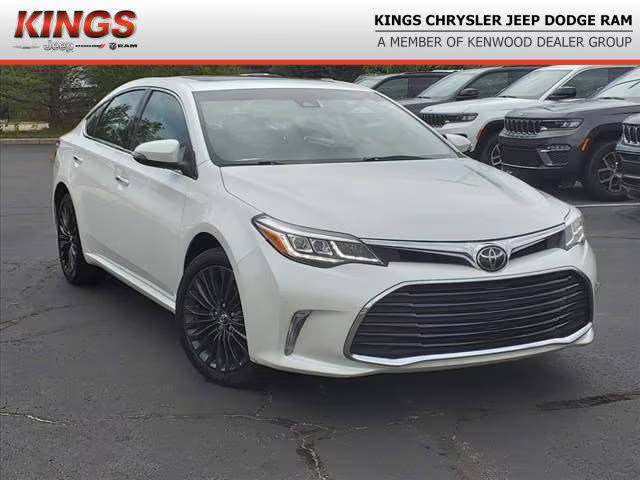 2018 Toyota Avalon Touring FWD photo