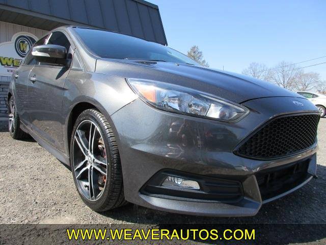 2017 Ford Focus ST FWD photo