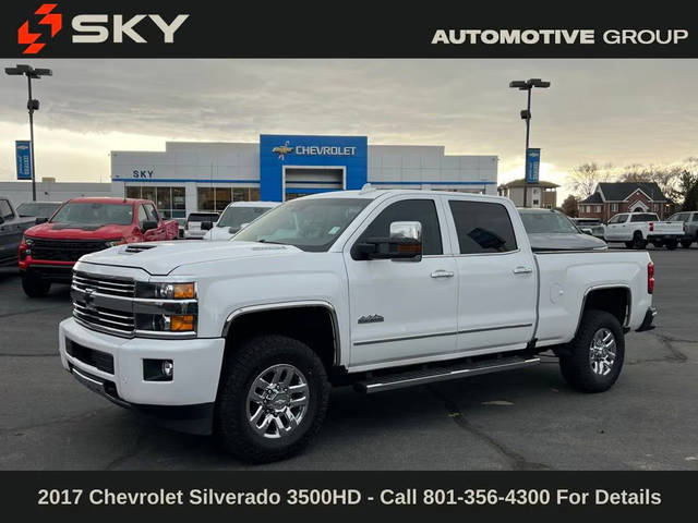 2017 Chevrolet Silverado 3500HD High Country 4WD photo