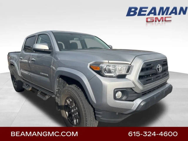 2017 Toyota Tacoma SR5 4WD photo