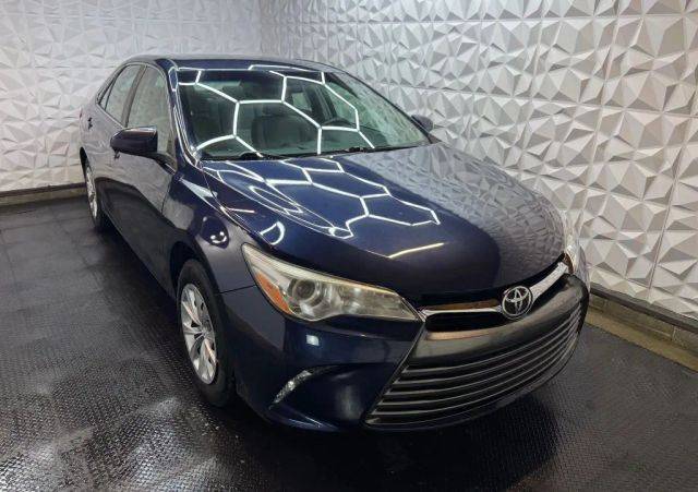 2017 Toyota Camry LE FWD photo