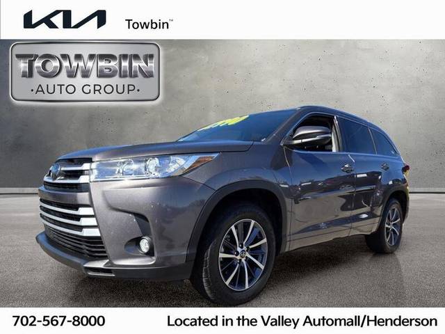 2017 Toyota Highlander XLE FWD photo