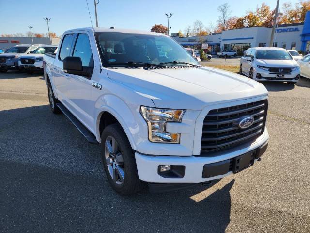 2017 Ford F-150 XLT 4WD photo